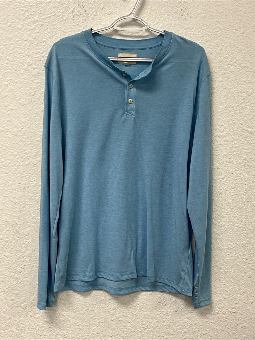 Lucky Brand Men's Light Blue Long-Sleeve Henley Shirt
#1200